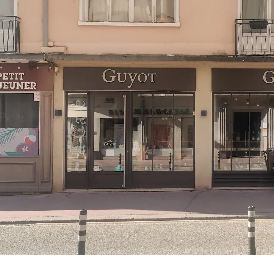 Photo principale de Guyot